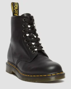 Dr. Martens Accessories|Laces*55 Inch Heart Flat Shoe Lace (8-10 Eye) in Black Black — Tetoron