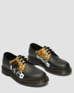 Dr. Martens Shoes|New And Featured*1461 Metallica Shoes in White WHITE+MULTI — Backhand+Metallica Damage Tour Print