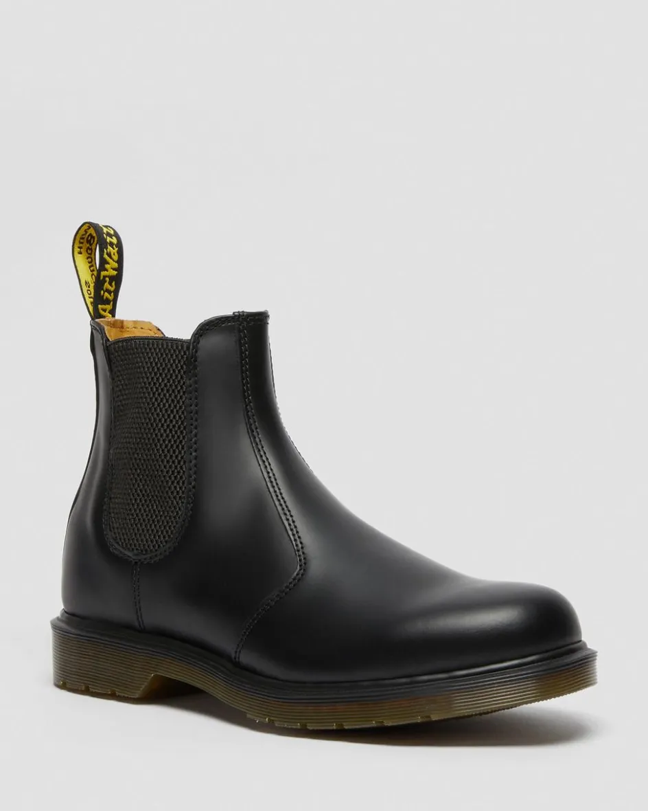 Dr. Martens Last Chance Styles*2976 Smooth Leather Chelsea Boots in Black Black — Smooth Leather