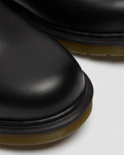 Dr. Martens Last Chance Styles*2976 Smooth Leather Chelsea Boots in Black Black — Smooth Leather