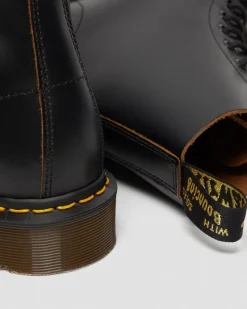 Dr. Martens Originals|Boots*1460 Vintage Made in England Lace Up Boots in Black Black — Quilon