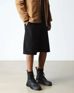 Dr. Martens Boots|Casual Boots*Combs Leather Casual Boots in Black Black — Wyoming