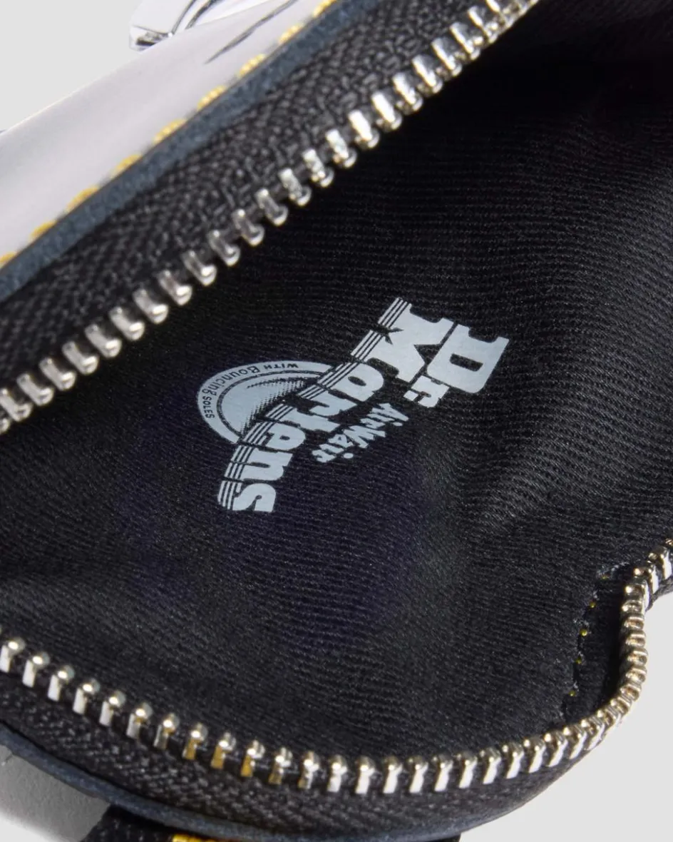 Dr. Martens Accessories|Bags*HEART PURSE in Black Black — Kiev