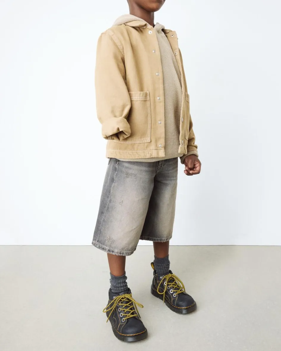 Dr. Martens Last Chance Styles*Junior Raffe Church Wyoming leather boots in Black Black — Wyoming