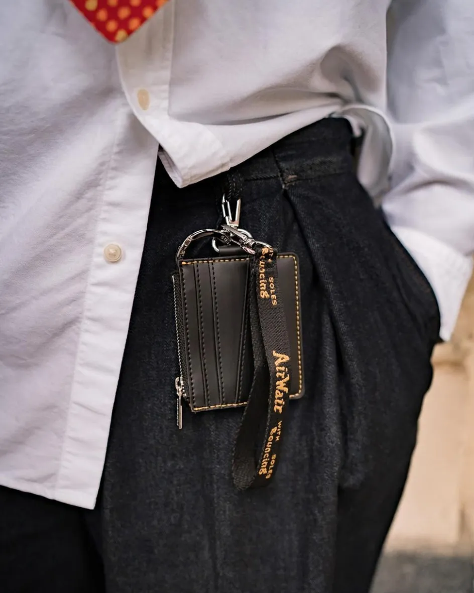 Dr. Martens Accessories|Bags*Kiev Leather Cardholder in Black Black — Kiev