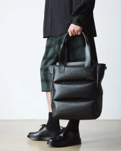 Dr. Martens Accessories|Accessories*Leather Tote Bag in Black BLACK — Sendal